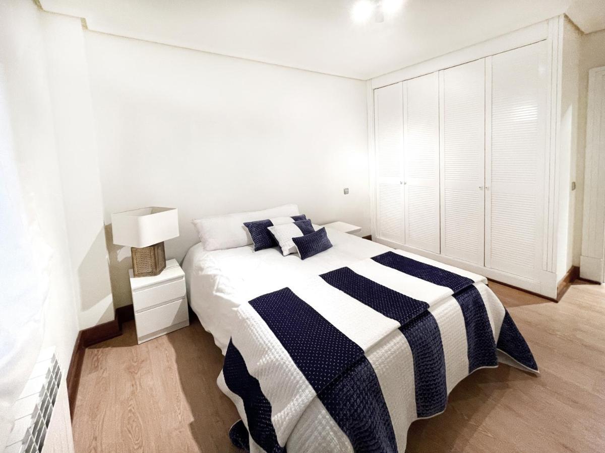 Luxury San Prudencio Vitoria Apartment Bagian luar foto