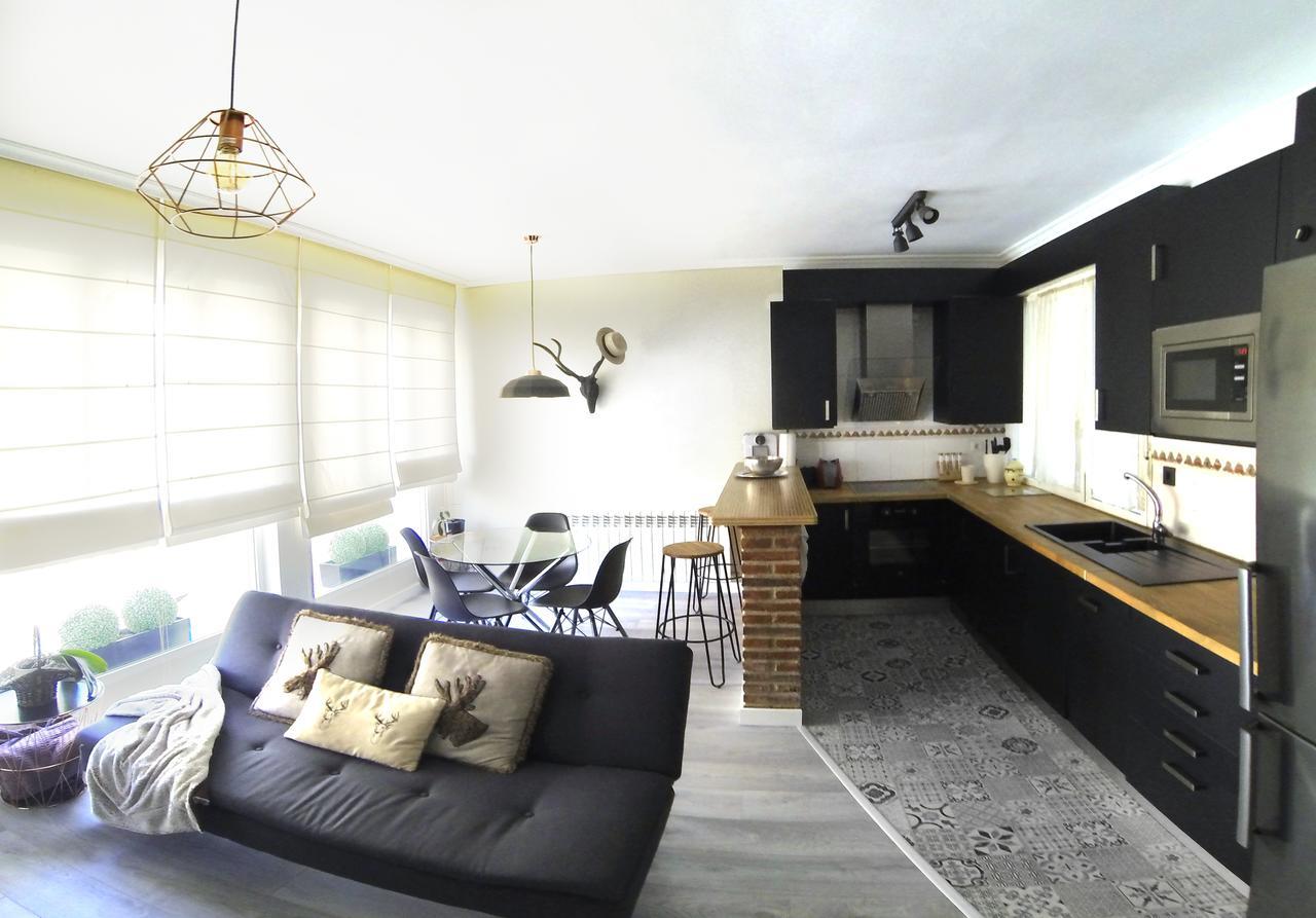Luxury San Prudencio Vitoria Apartment Bagian luar foto